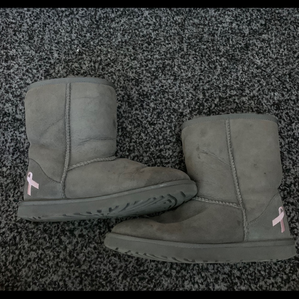 GRAY LIMITED EDITION BREAST CANCER AWARENESS UGGS